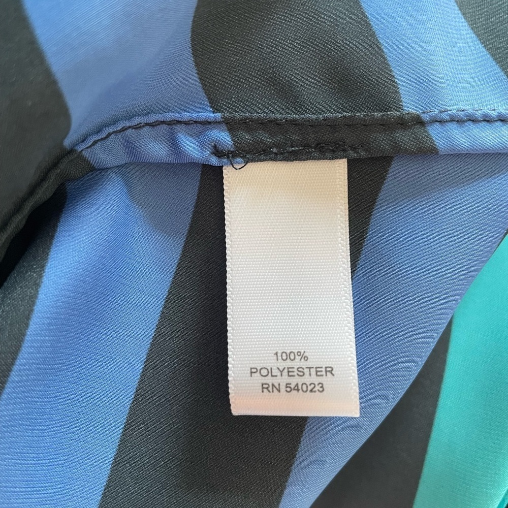 Peter Pan Collar Striped Sleeveless Blouse - Picture 7 of 7